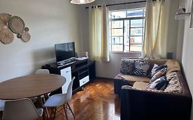 Apto Central com garagem